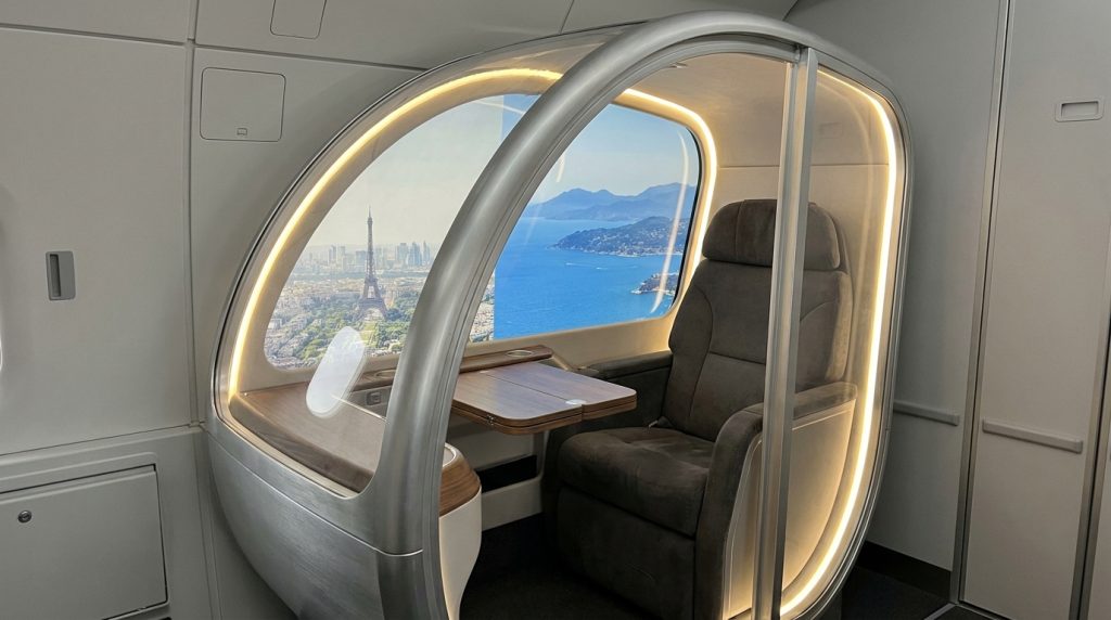 découvrez l'innovation d'une startup proposant une cabine privative à seulement 75 € pour voyager confortablement entre paris et barcelone, une alternative révolutionnaire à l'avion.
